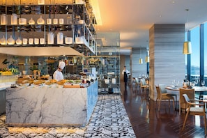 4 Restaurants, Frühstück, Mittagessen, Abendessen, internationale Küche