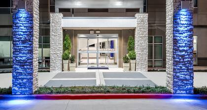 Holiday Inn Express & Suites Austin - Round Rock Area by IHG