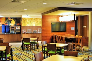 Restaurant - Fairfield Inn & Suites Omaha Northwest (Omaha)