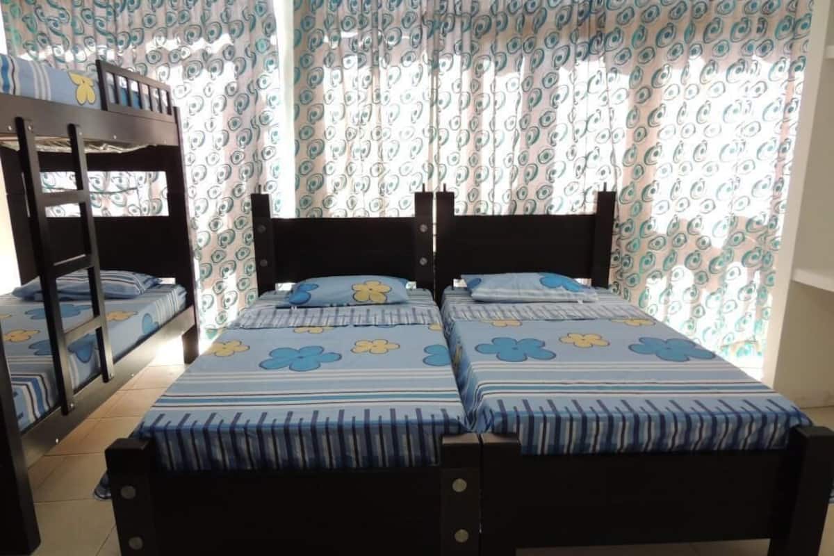 1 bedroom, rollaway beds, free WiFi