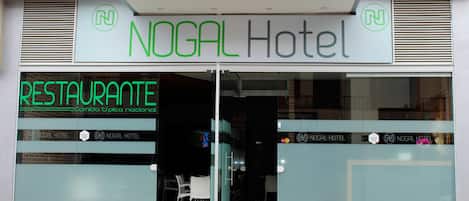 Entrée de l’hébergement