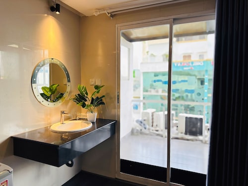 Centana Saigon Hotel