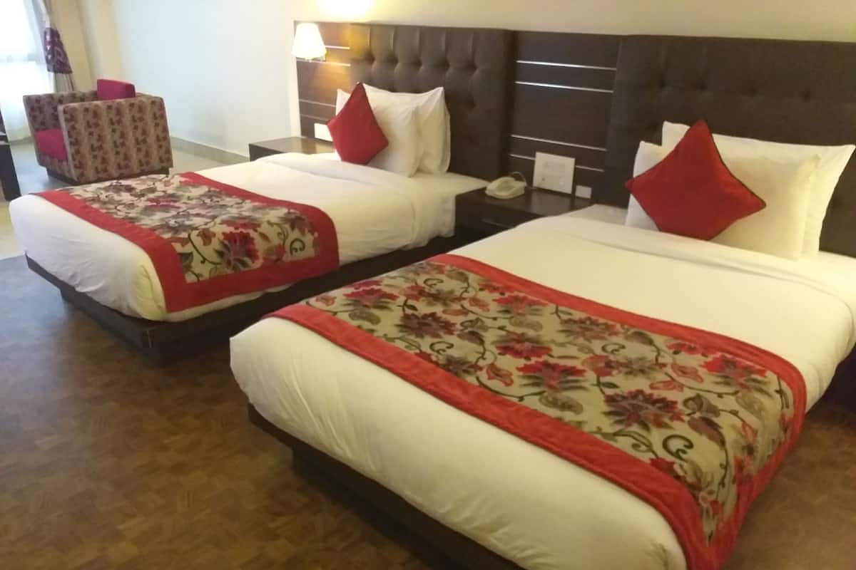 Family Suite | 1 bedroom, premium bedding, in-room safe, desk