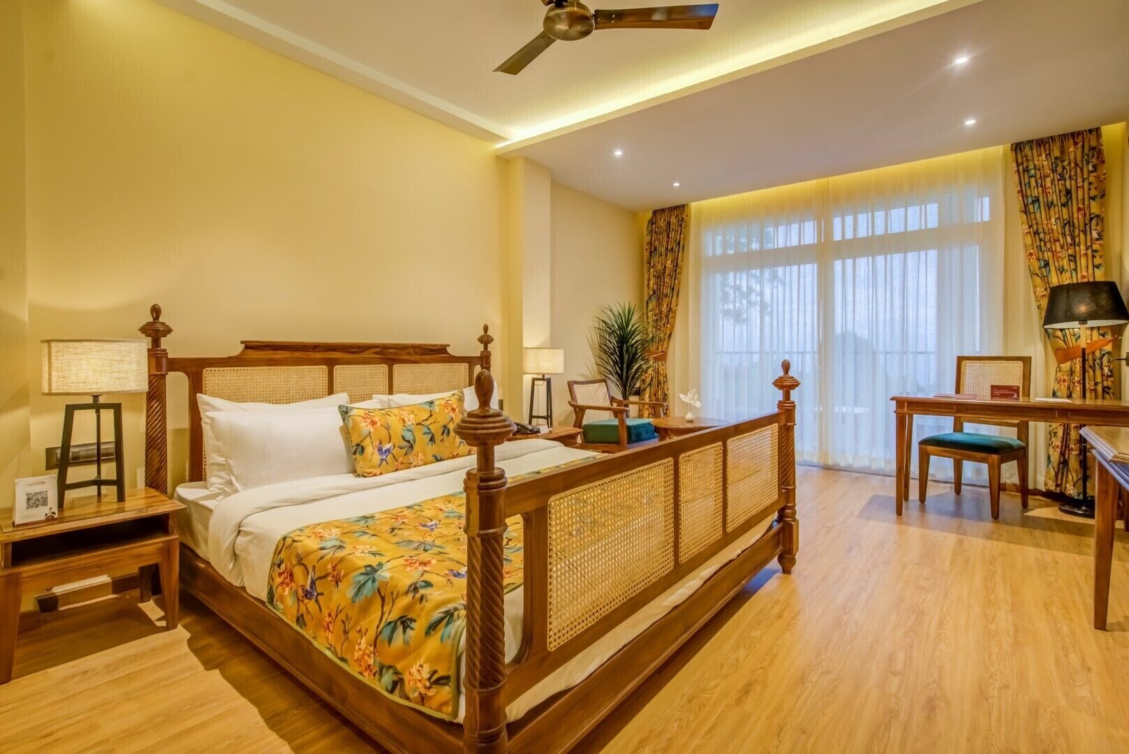Premium Mountain View Room with Private Balcony | Premium bedding, in-room safe, desk, laptop workspace