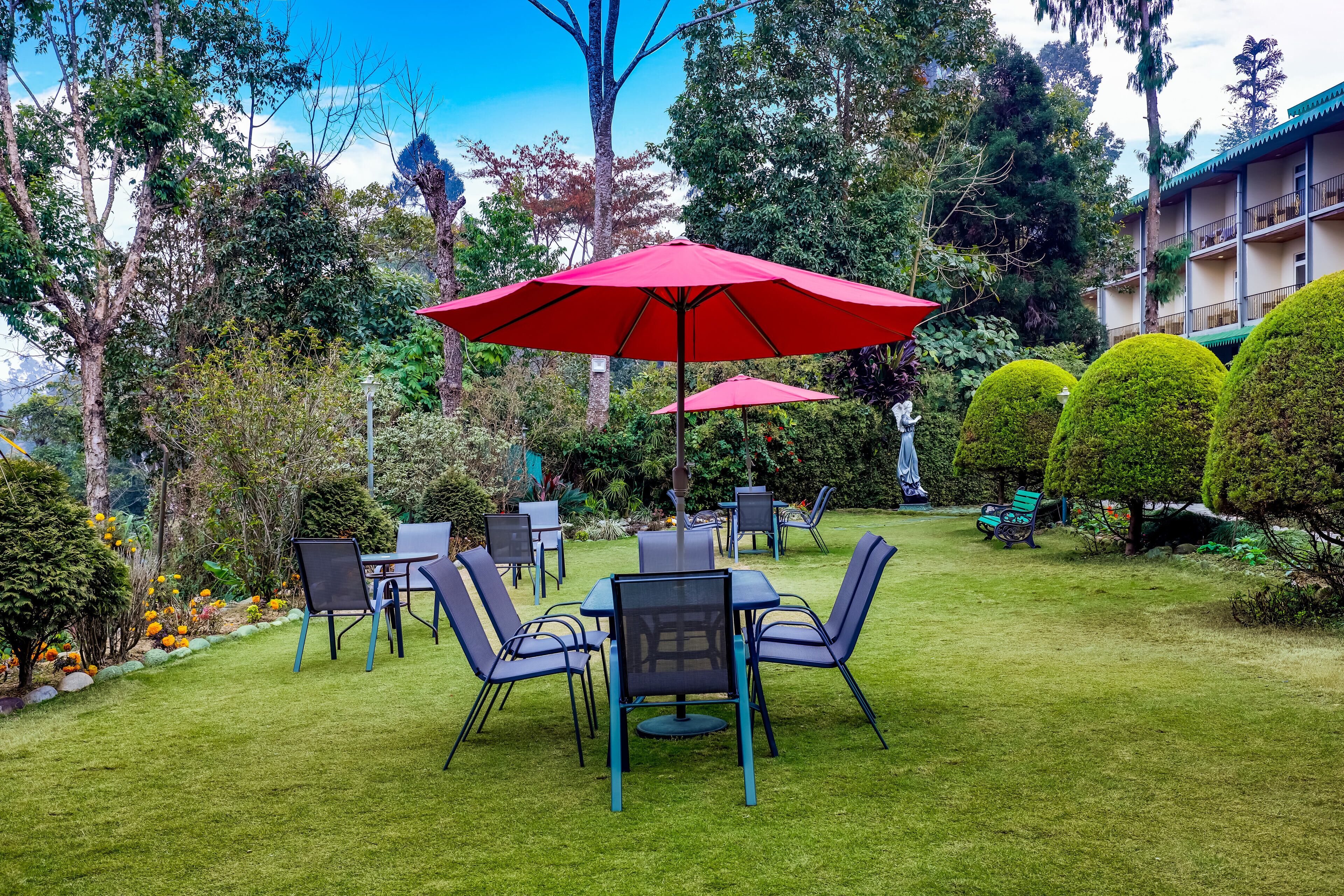 Children’s play area – outdoor