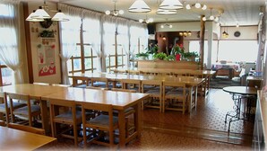 Tempat makan