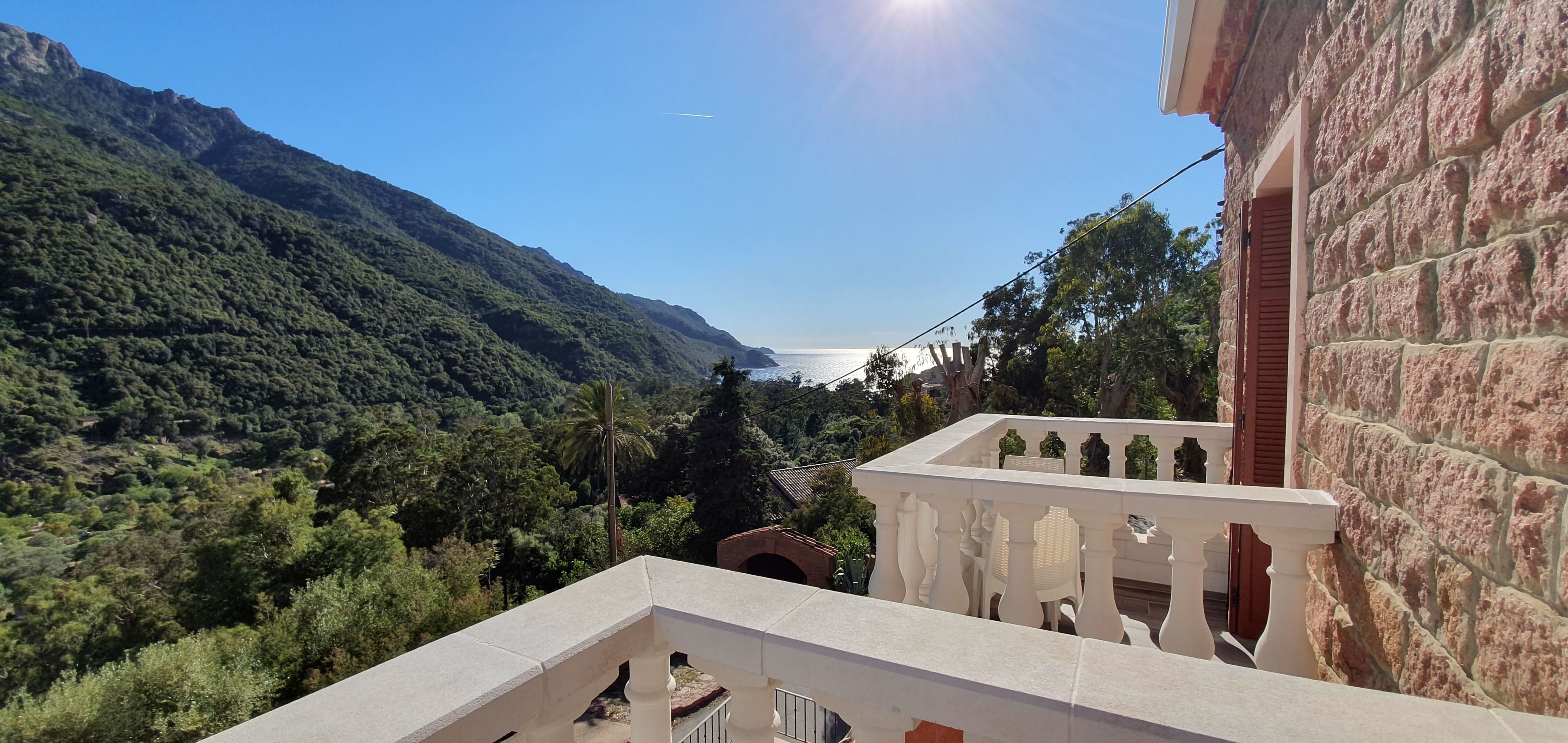 Family Quadruple Room, Mountain View, Sea Facing | Balcony view
