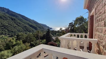 Family Quadruple Room, Mountain View, Sea Facing | Balcony view