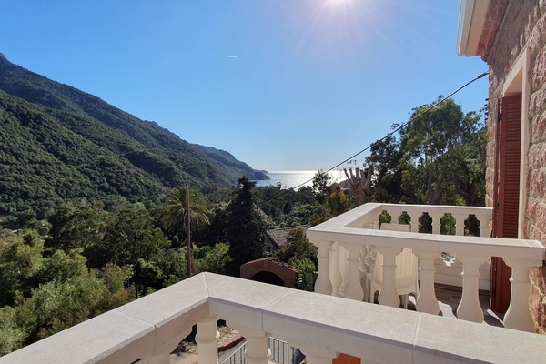 Family Quadruple Room, Mountain View, Sea Facing | Balcony view
