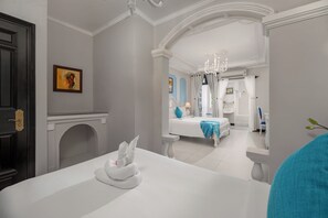 Family Triple Room, Non Smoking, Bathtub