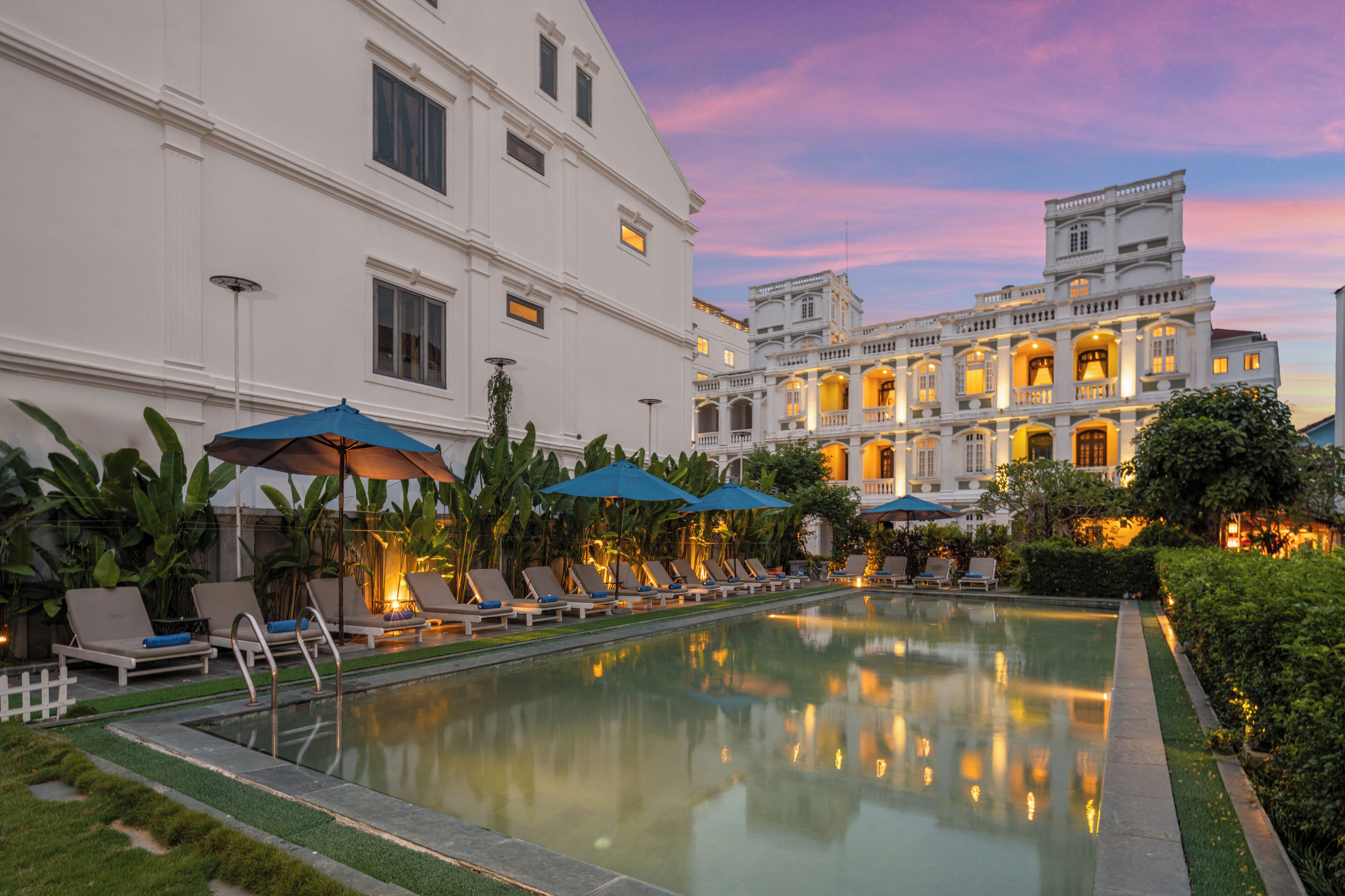 outdoor pool, pool umbrellas, pool loungers