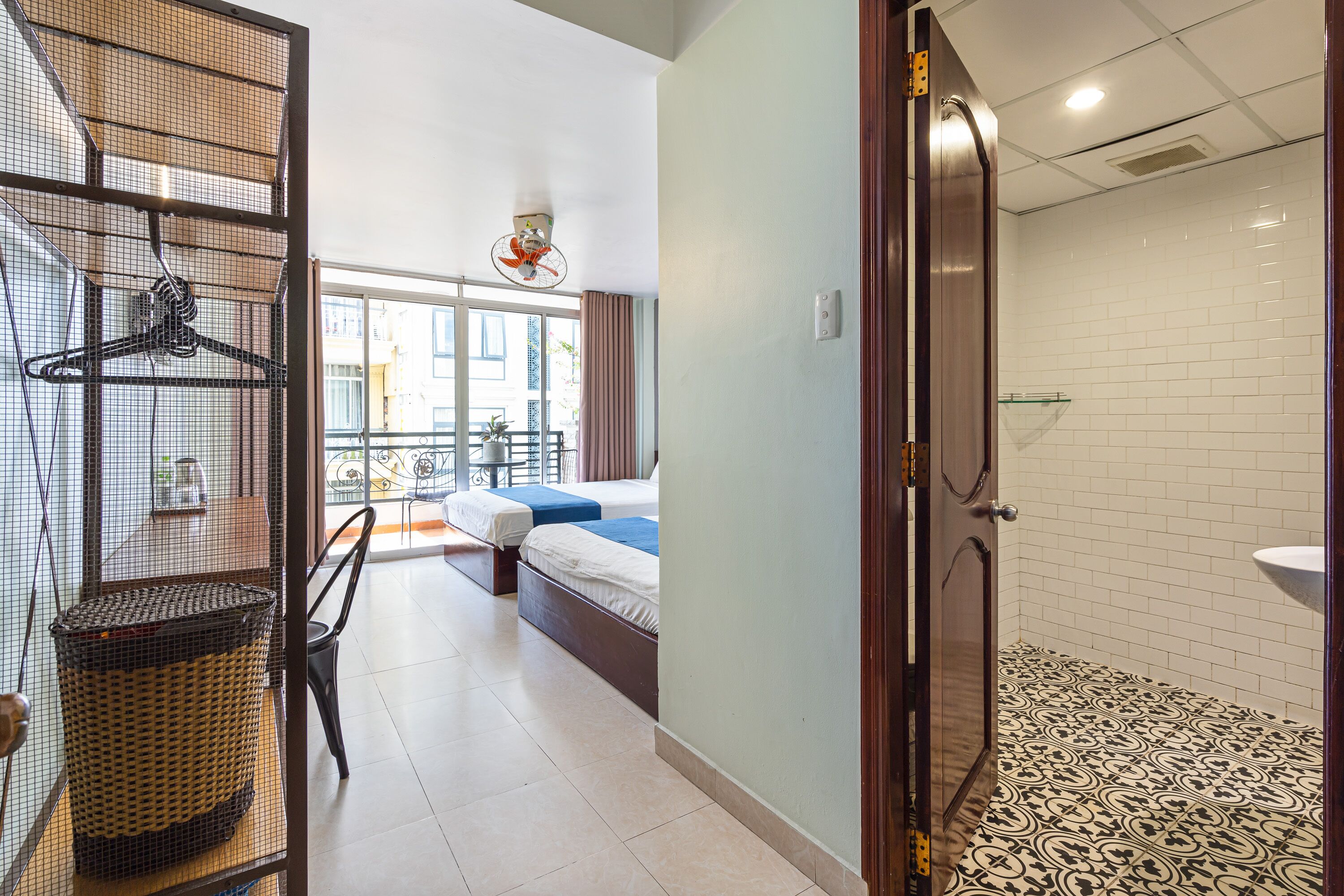 signature double or twin room, balcony | minibar, individually decorated, individually furnished, desk