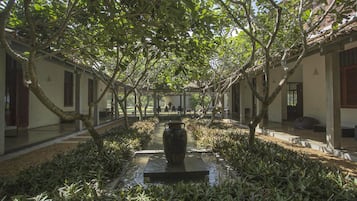 Suite, vistas al patio | Vistas desde la habitación