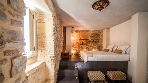 Double Room | In-room safe, free WiFi, bed sheets - The Riad (Tarifa)