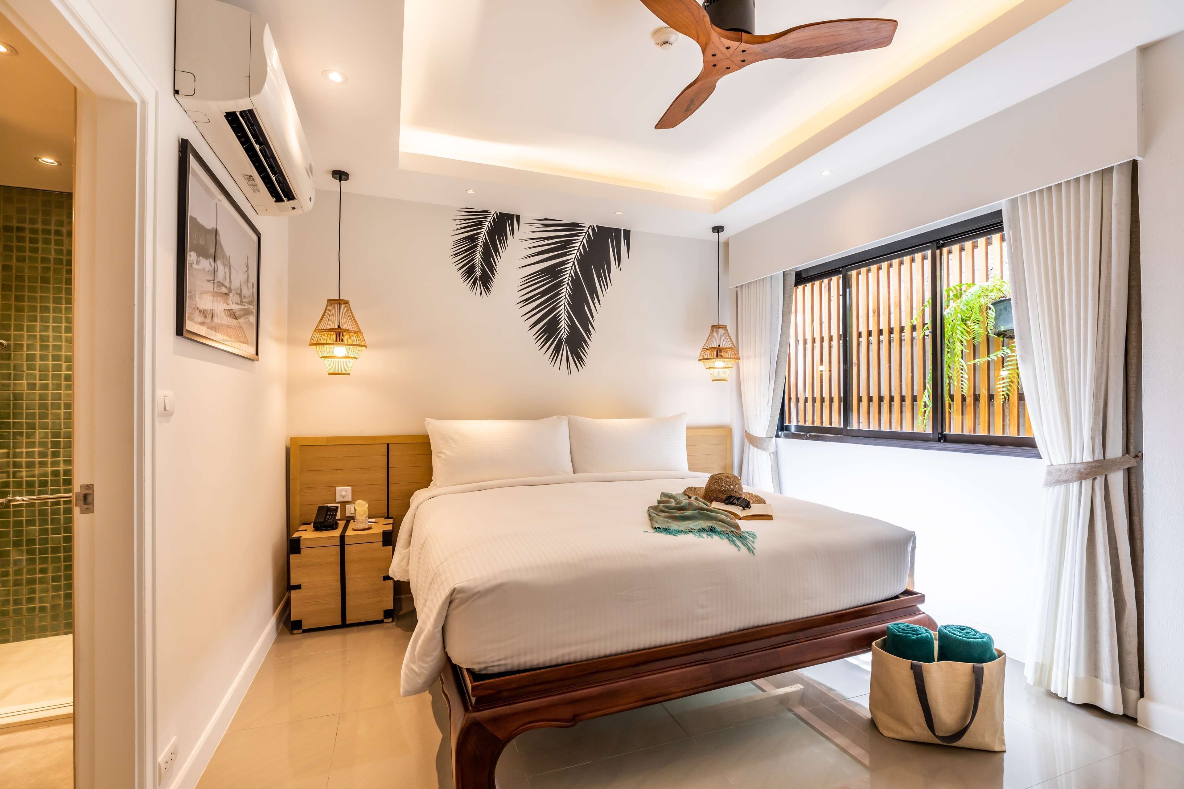 슈피리어룸, 퀸사이즈침대 1개 | 미니바, 객실 내 금고, 암막 커튼, 다리미/다리미판