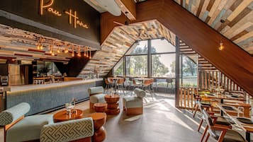 Se sirven desayunos, almuerzos, cenas y cocina internacional