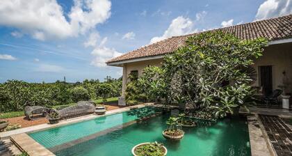 Villa Mayurana By Edwards Collection