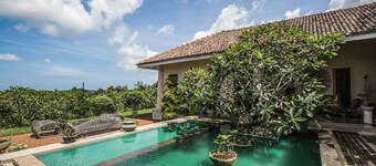 Villa Mayurana By Edwards Collection