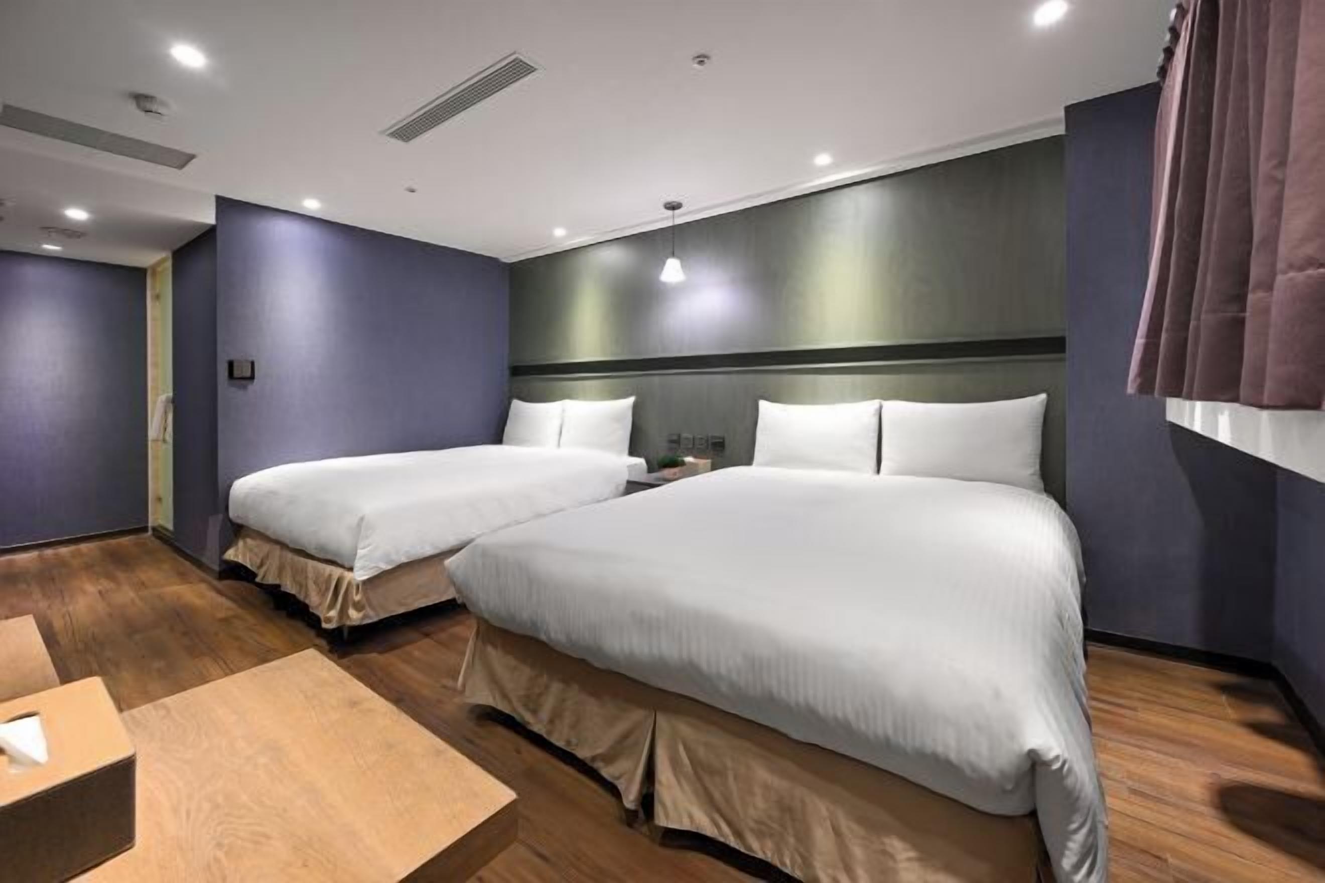 Down comforters, blackout drapes, free WiFi, bed sheets