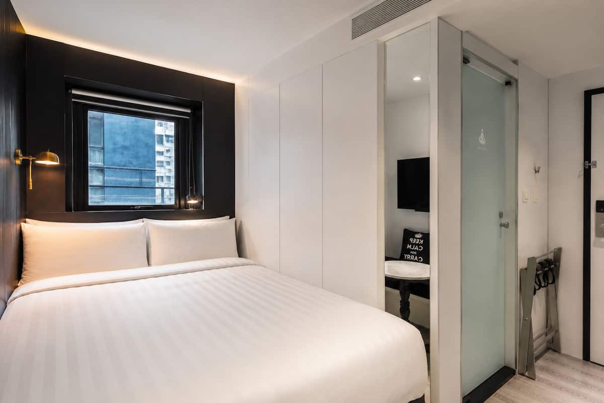 Literie de qualité supérieure, matelas Select Comfort, minibar