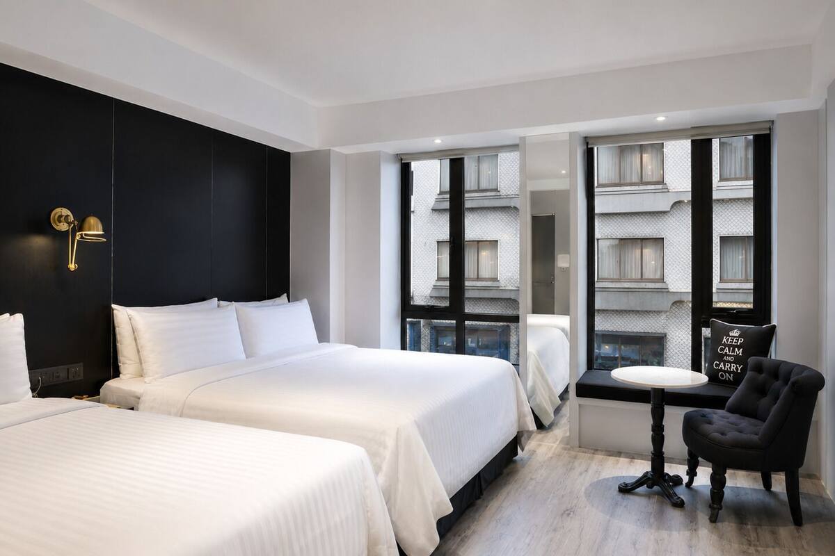 Literie de qualité supérieure, matelas Select Comfort, minibar
