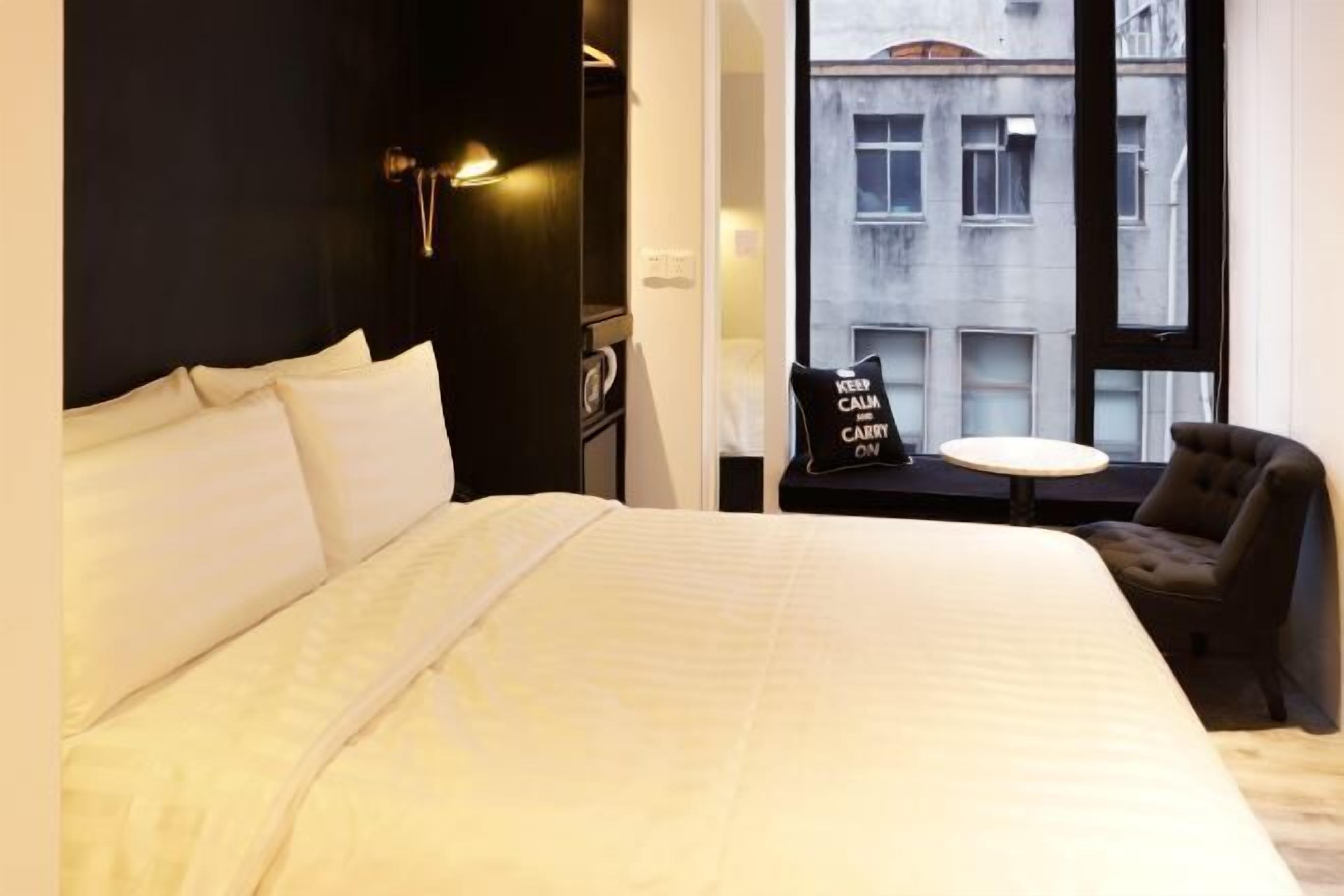 Luxe beddengoed, een minibar, een kluis op de kamer, geluiddichte muren