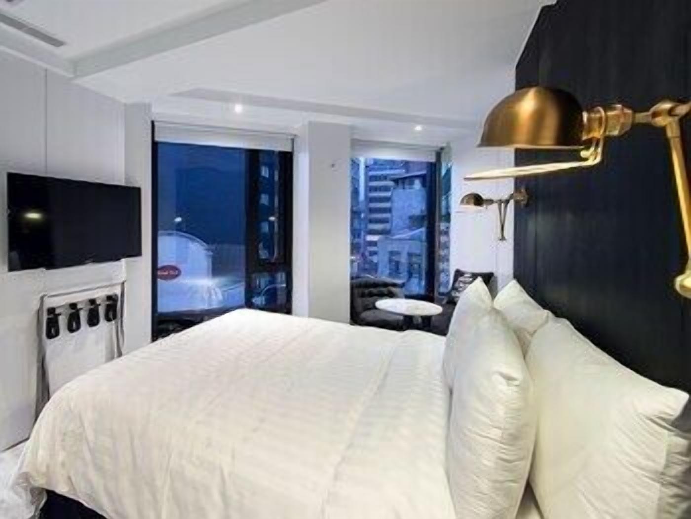 Premium bedding, minibar, in-room safe, soundproofing