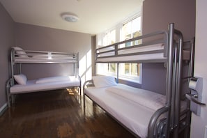 In-room safe, individually decorated, individually furnished, bed sheets - Albatross Hostel (Newcastle-upon-Tyne)