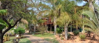 N4 Guest Lodge