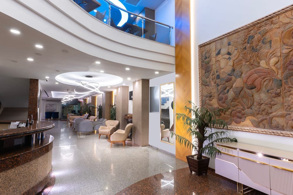 Gurtas Hotel