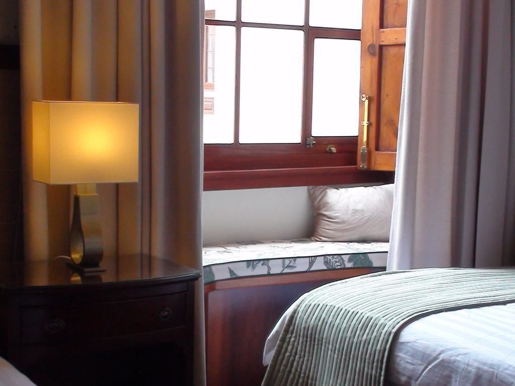 luxury suite, 2 bedrooms, refrigerator & microwave | 2 bedrooms, premium bedding, in-room safe, desk