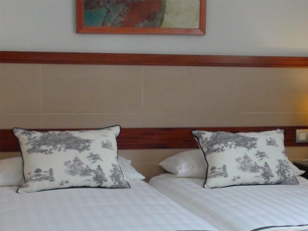 luxury suite, 2 bedrooms, refrigerator & microwave | 2 bedrooms, premium bedding, in-room safe, desk