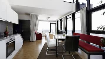 Appartement, 2 chambres, terrasse, vue montagne (Top Level 3) | Restauration dans la chambre