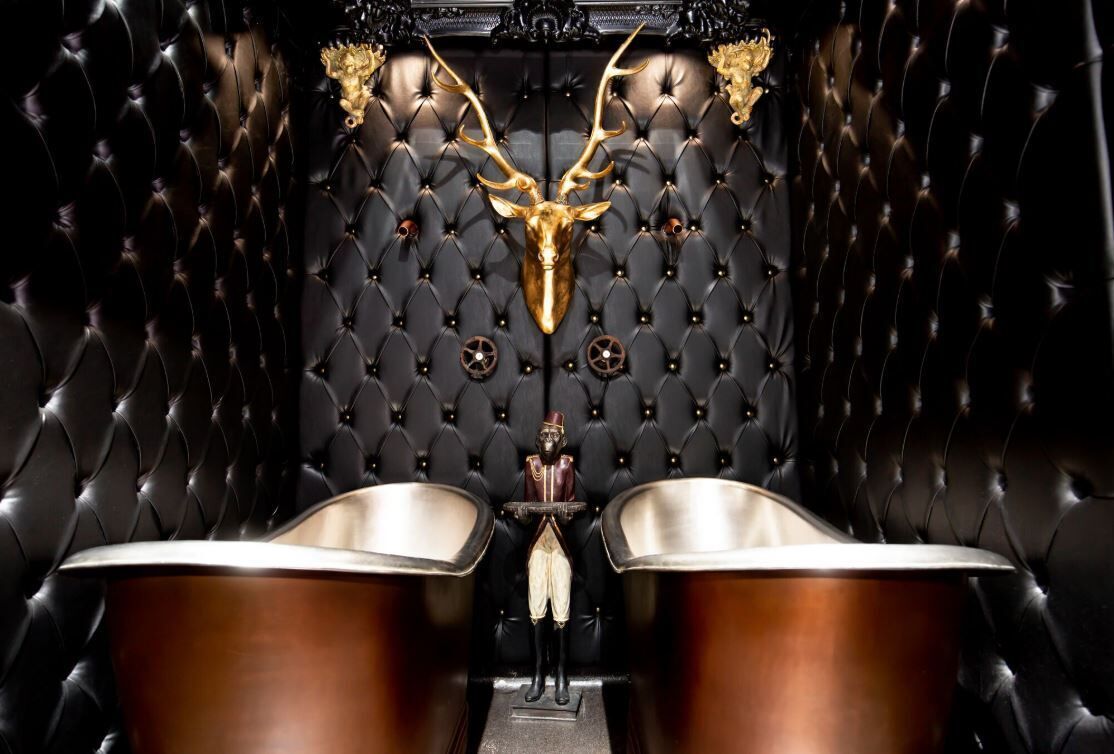 deluxe room (sleeps 4) | 1 bedroom, premium bedding, in-room safe, desk