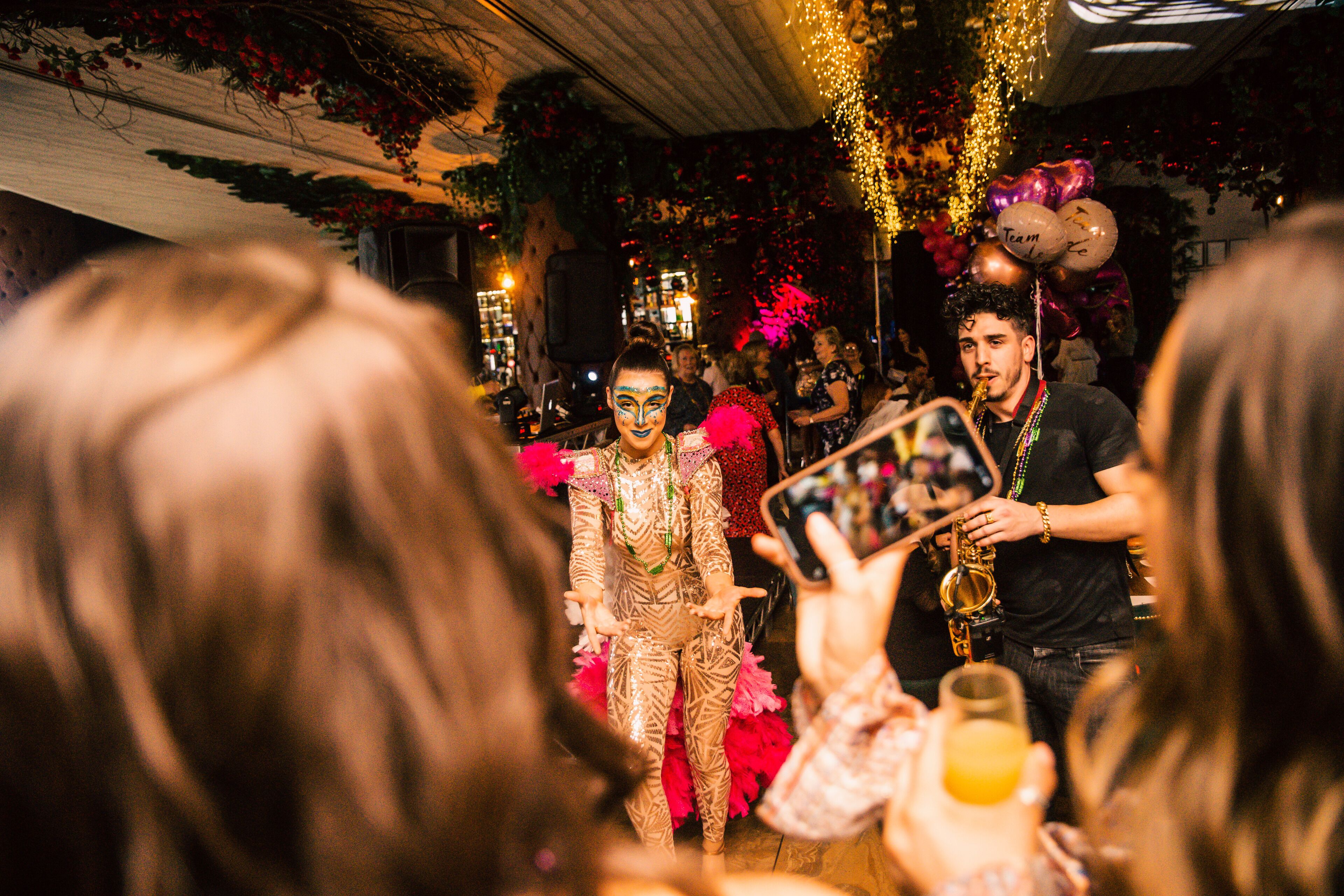 breakfast, lunch and dinner served