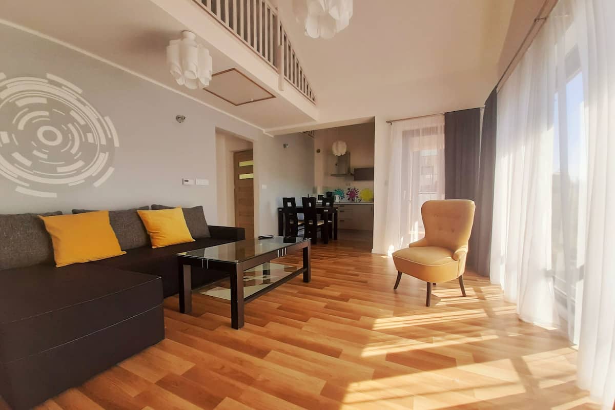 Superior Apartment | Private kitchen | Fridge, microwave, stovetop, coffee/tea maker