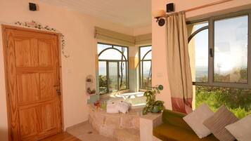 Suite, jet tub | Bathtub besar