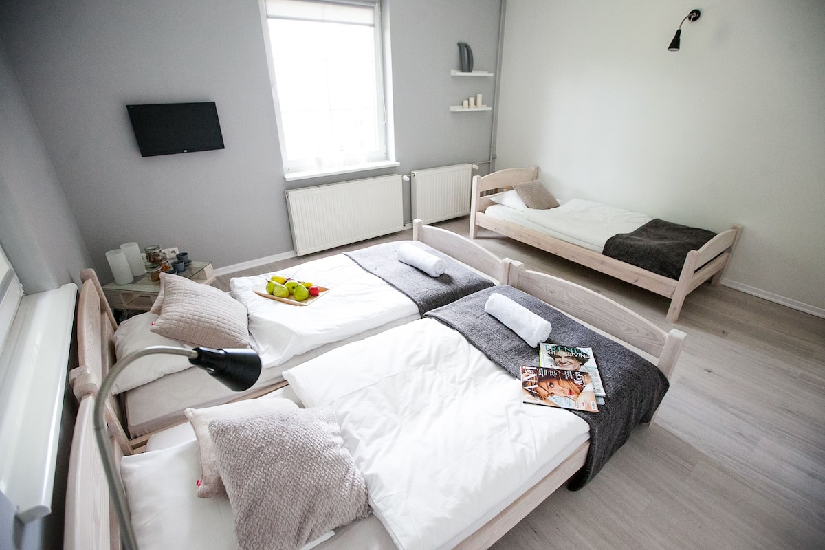 Hochwertige Bettwaren, schallisolierte Zimmer, Bügeleisen/Bügelbrett