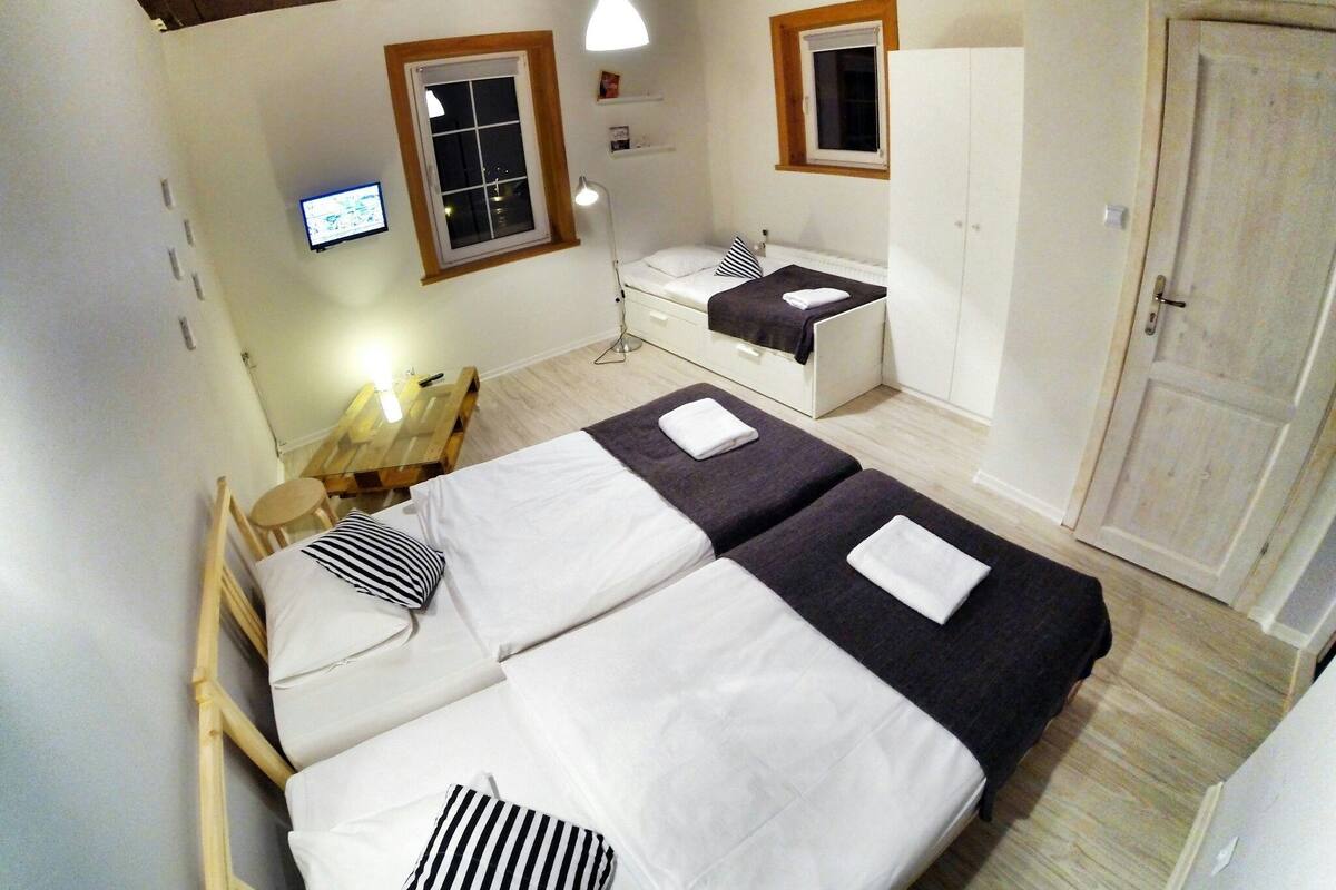Vierbettzimmer, Mehrere Betten, Nichtraucher
