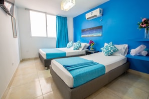 Quarto triplo standard, 1 quarto | Wi-Fi de cortesia