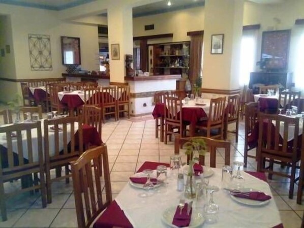 Restaurant - The Village (Igoumenitsa)
