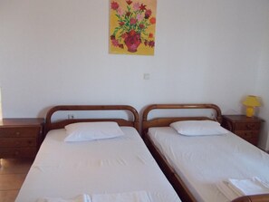 Cunas gratuitas, camas supletorias, wifi gratis