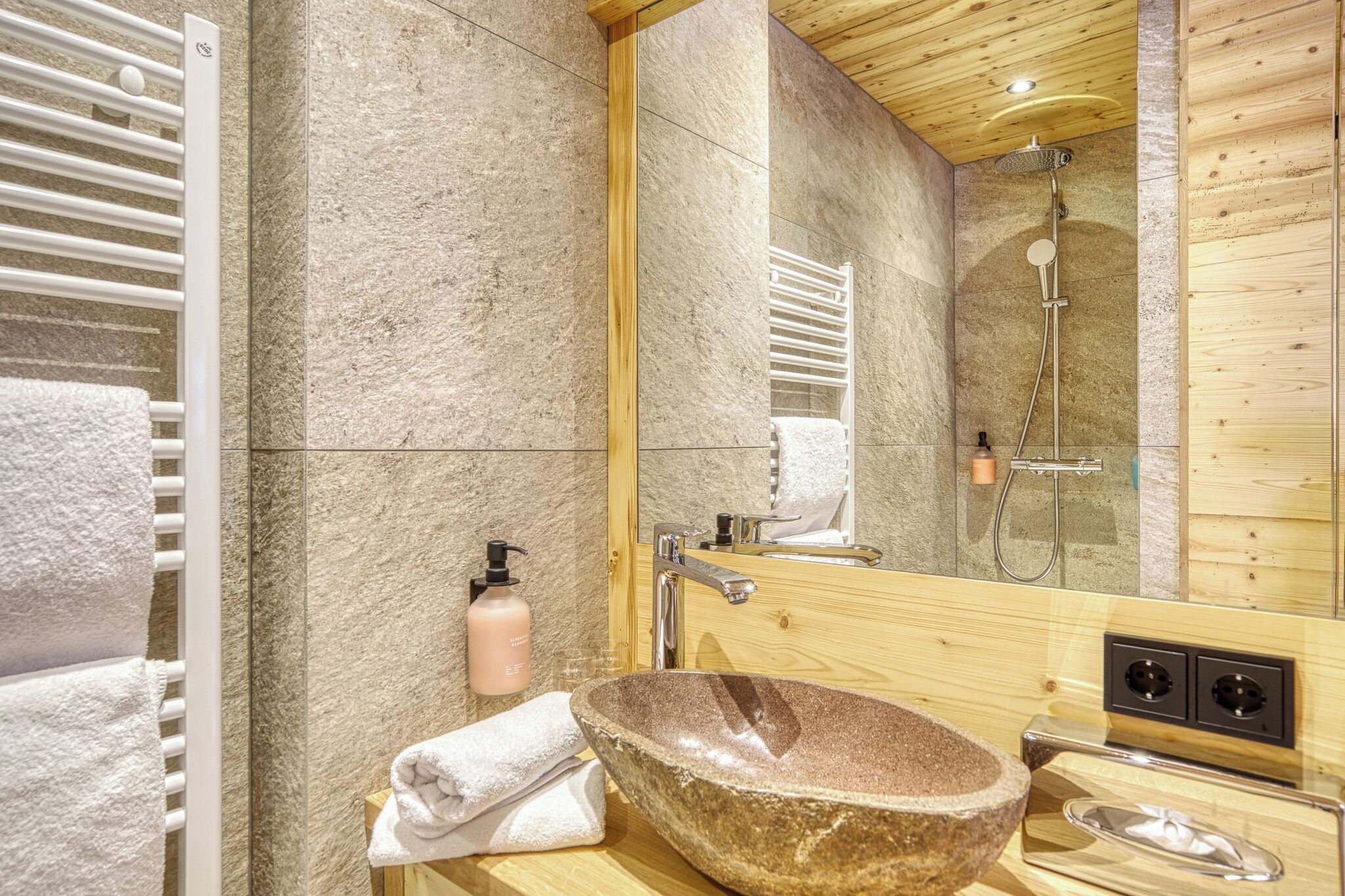 superior double room | bathroom | shower, hair dryer, bathrobes, towels