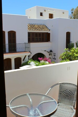 Apartment, 2 Bedrooms, Patio | Terrace/patio - Villacana Playa (Estepona)