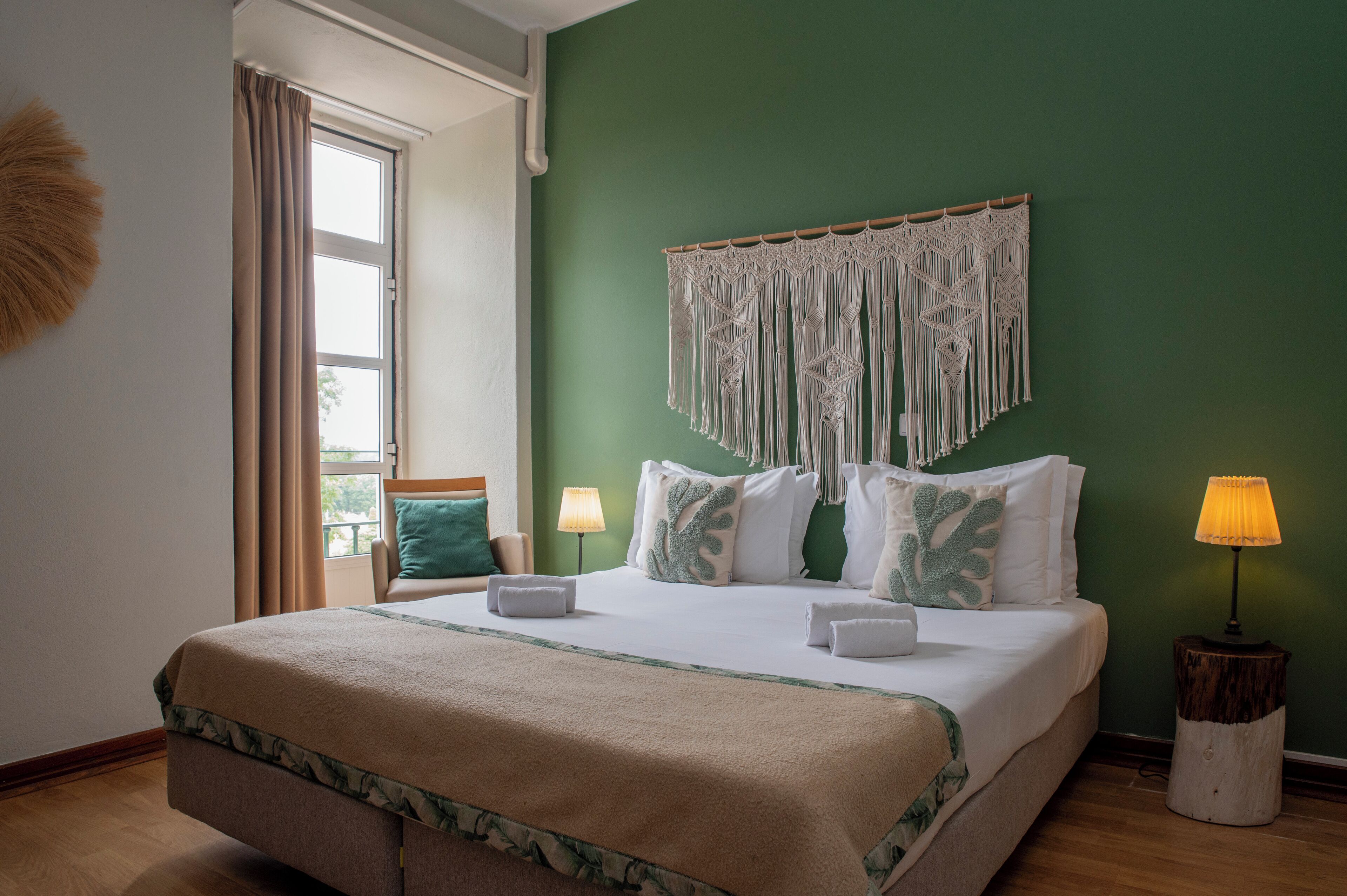 标准双人房或双床房 | 免费 WiFi、床单