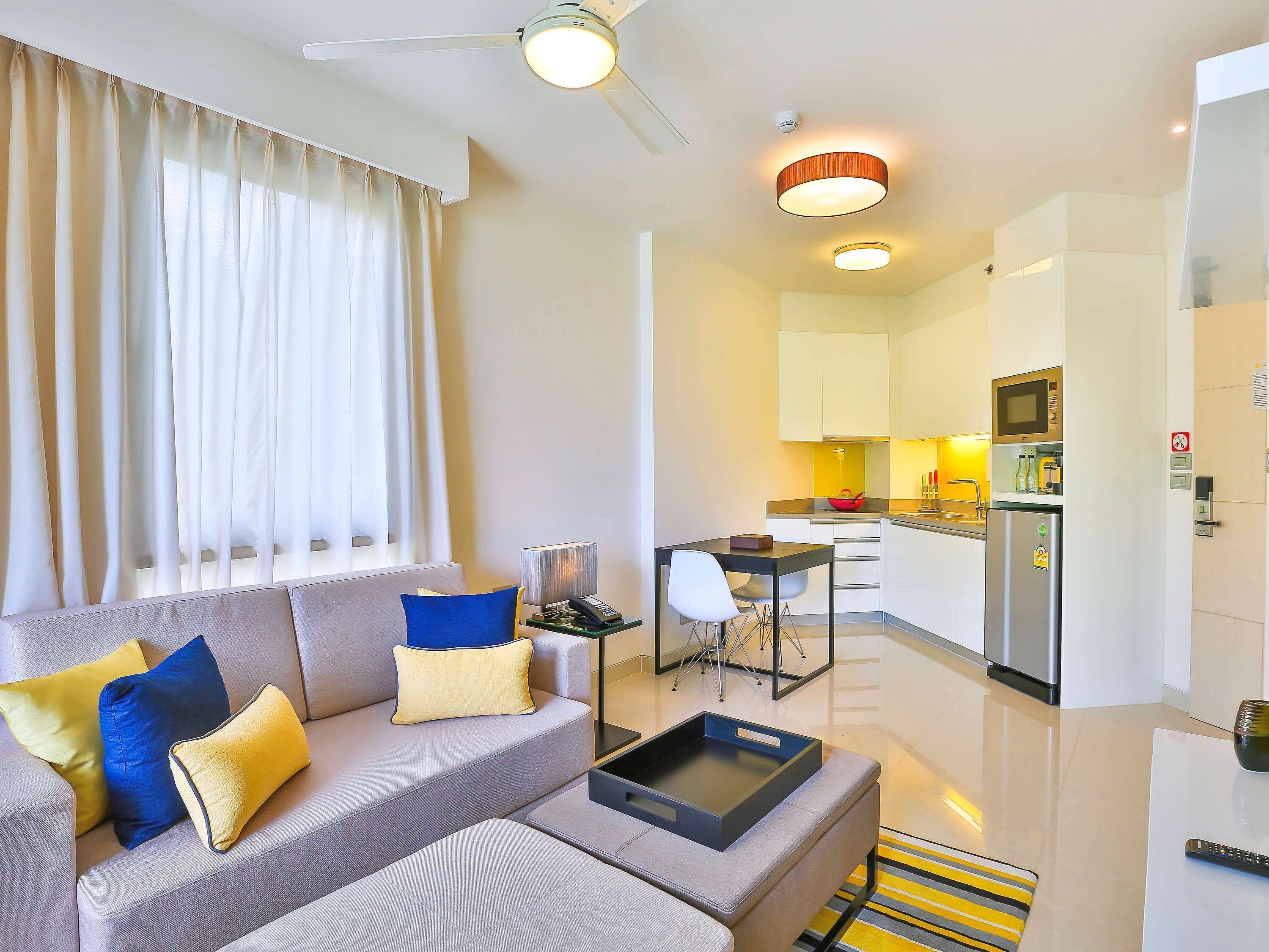 1 bedroom, in-room safe, desk, laptop workspace