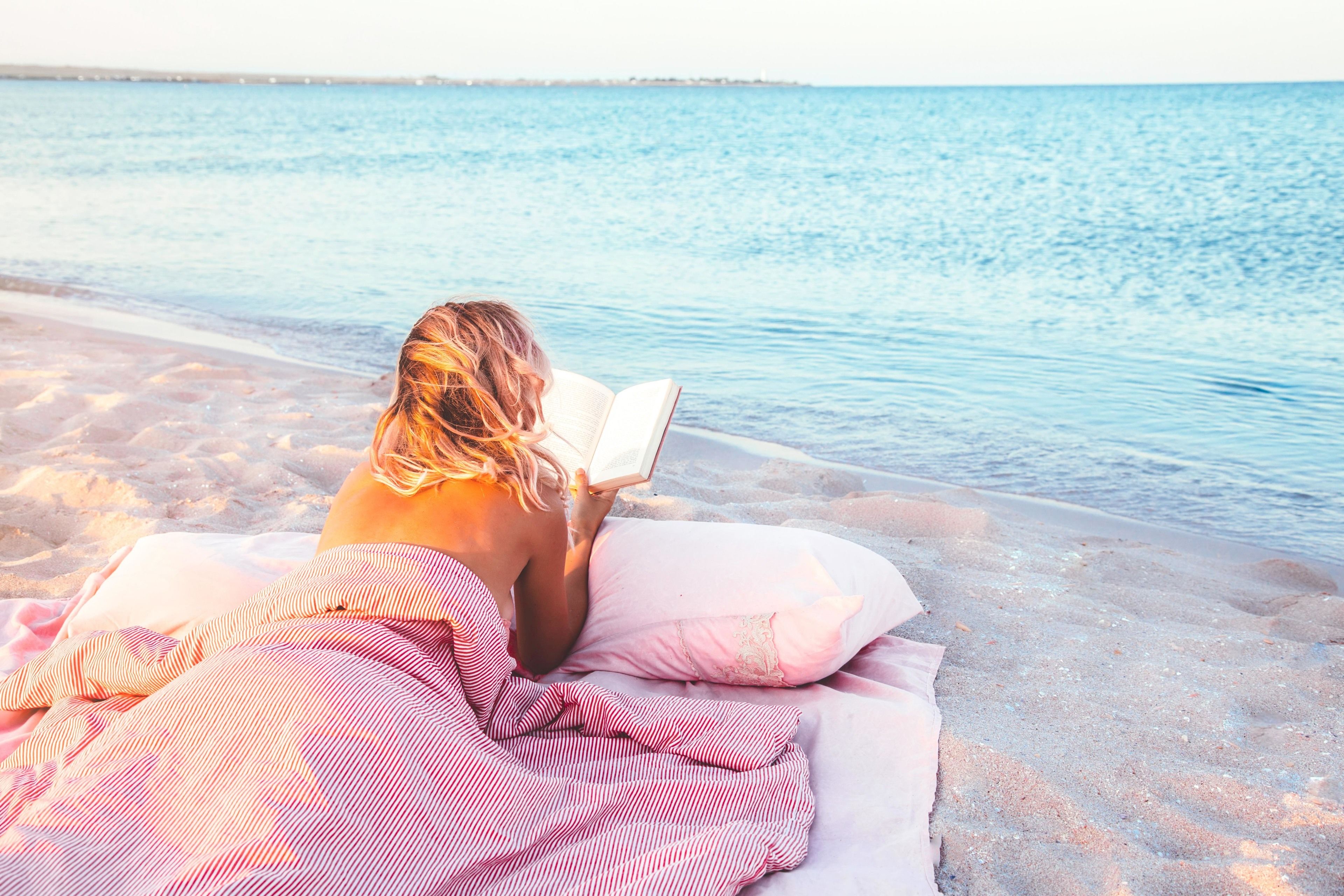 private beach nearby, white sand, sun-loungers, beach umbrellas