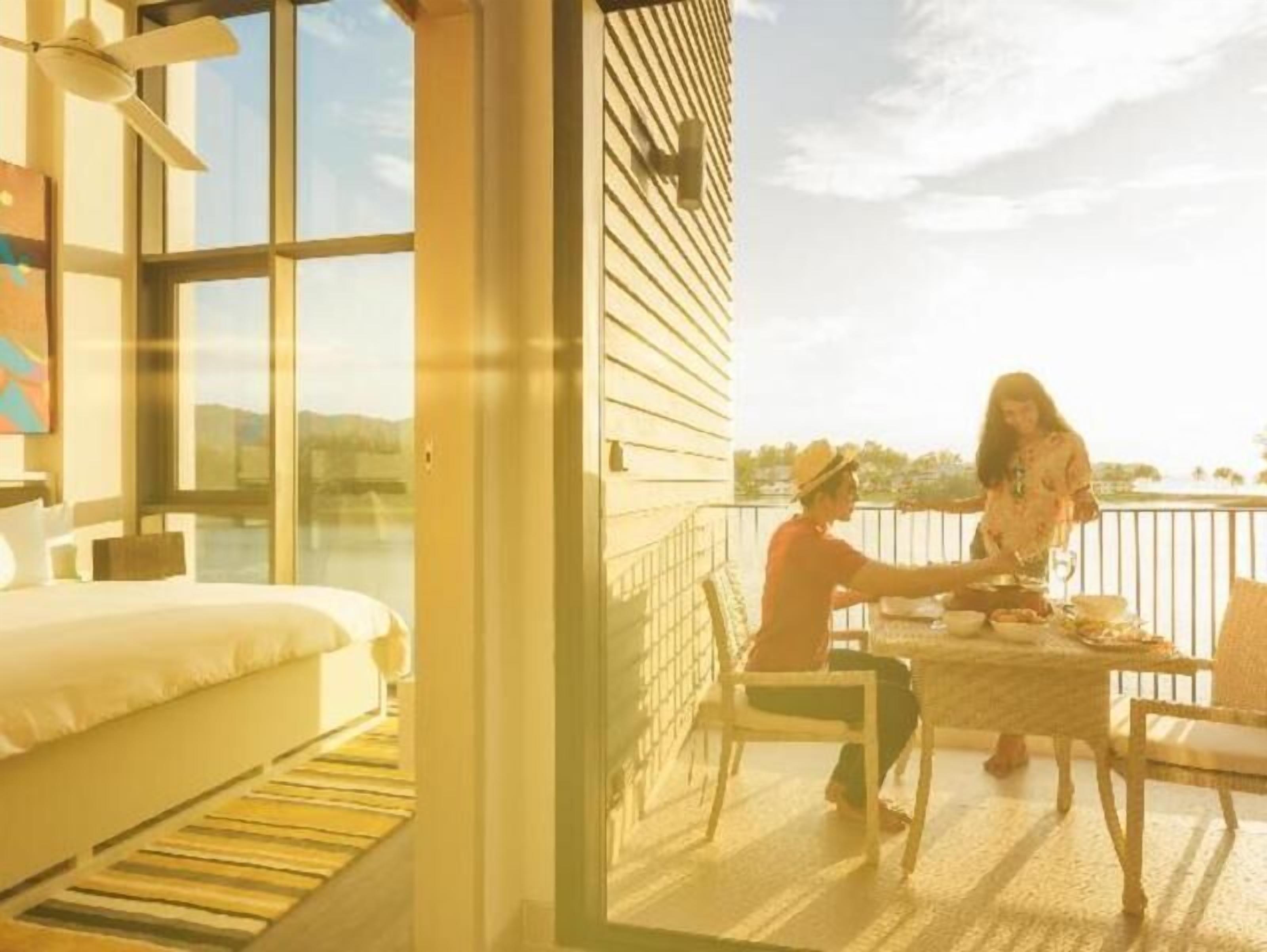 Coffres-forts dans les chambres, bureau