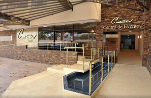 Majoituspaikan sisäänkäynti