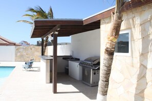 BBQ/picnic Area - Genesis Apartments (Noord)